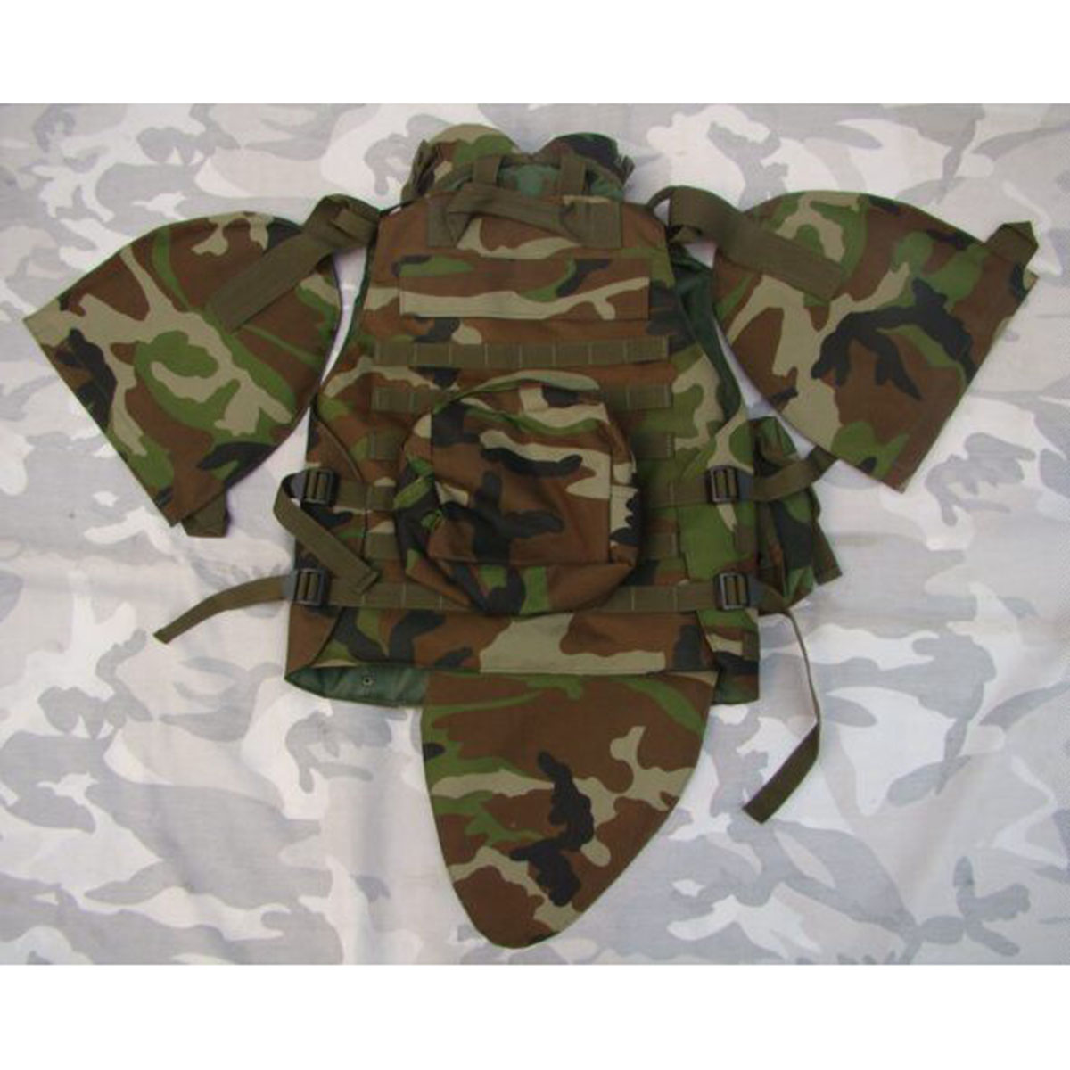 OTV-vest, prachtige uitrusting - Heavy Equipment Armor recensie en prijs