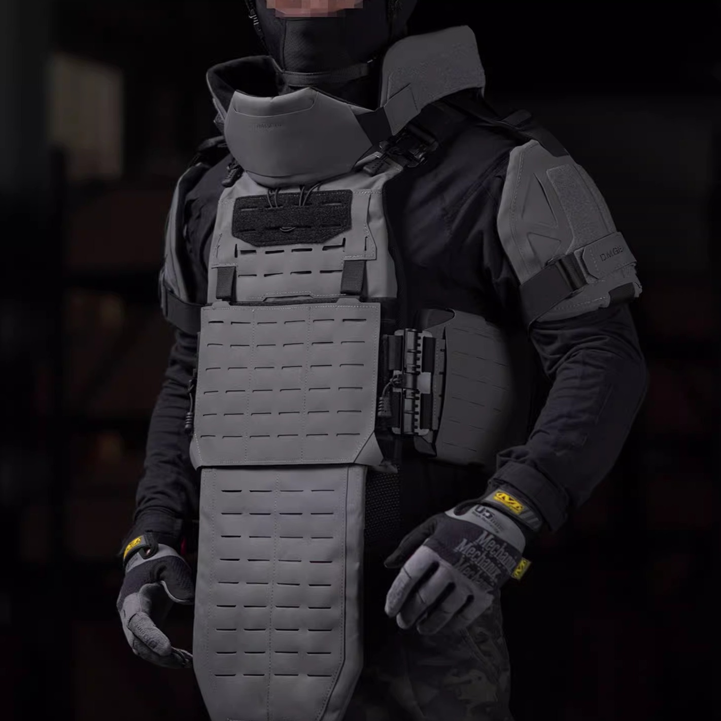 Tactische vesten met zwaar pan - Heavy Equipment Armor recensie en prijs
